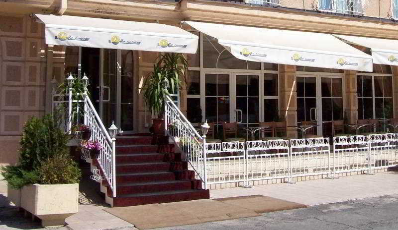 Vip Hotel Skopje - New Management Kültér fotó
