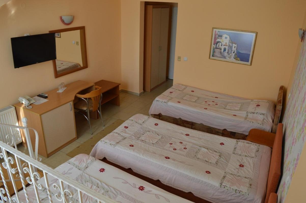Vip Hotel Skopje - New Management Kültér fotó